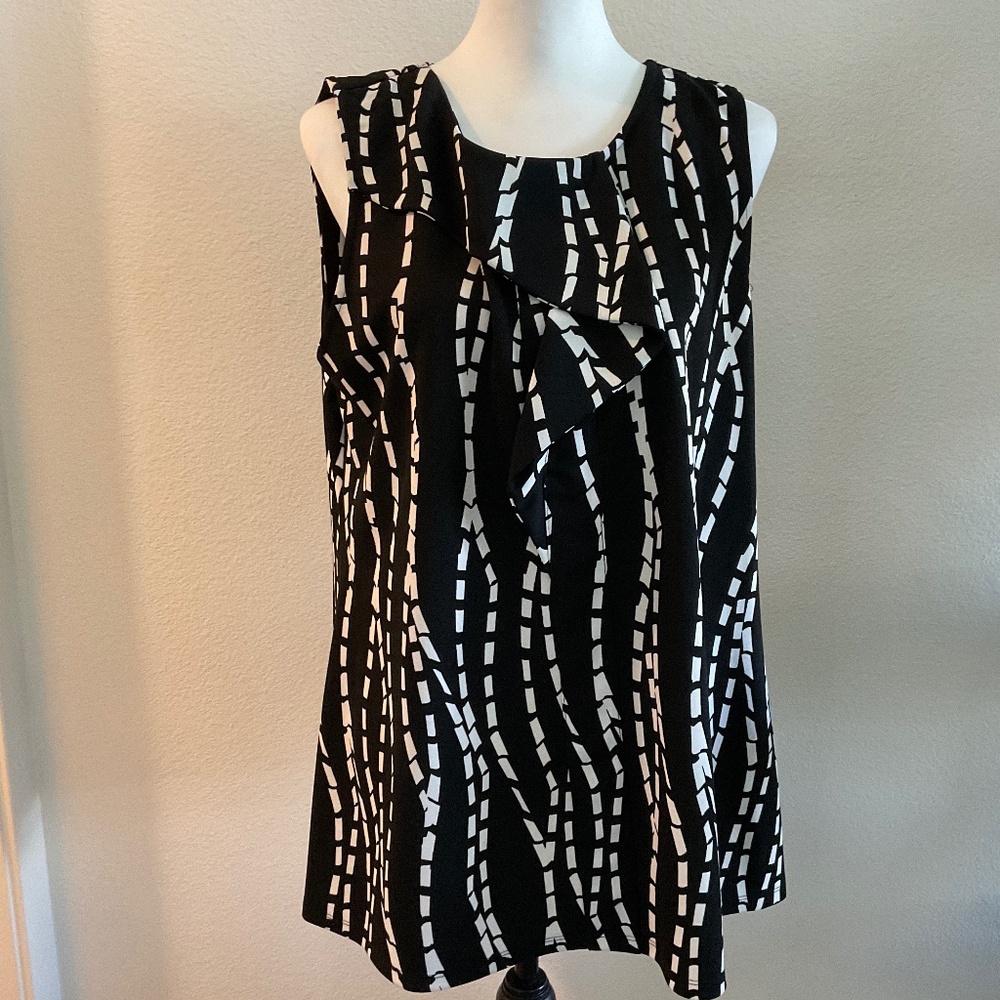 ALFANI Sleeveless Top Black & White Size Extra Large NWOT